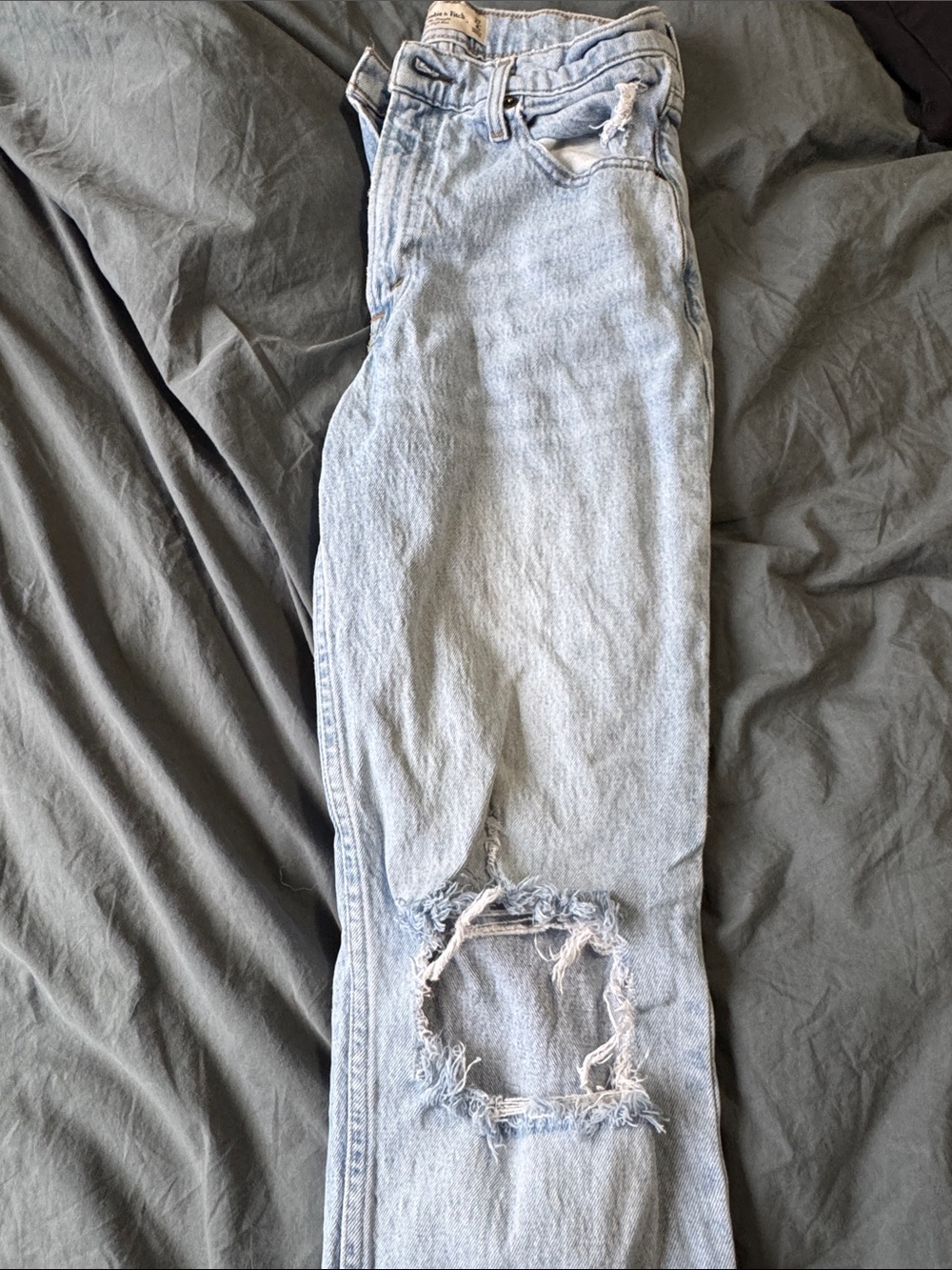 Abercrombie & Fitch Light Blue Boyfriend Jeans with Knee Distress